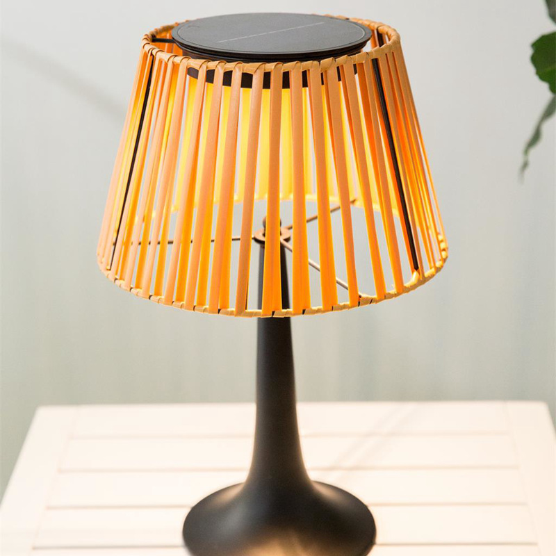 PE Rattan Solar Lantern Table Lamp Shaped