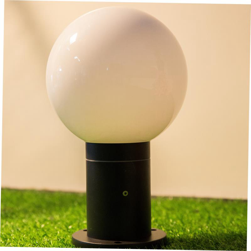 Outdoor Ball Pillar Lamp